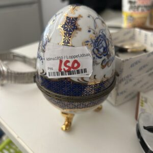 æske i porcelæn formet som et æg