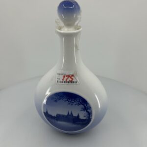 "Royal Copenhagen likørkaraffel med Frederiksborg Slot, nr. 4426