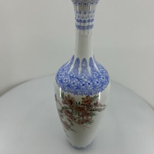Håndmalet kinesisk porcelænsvase – Fugle og blomstrende grene